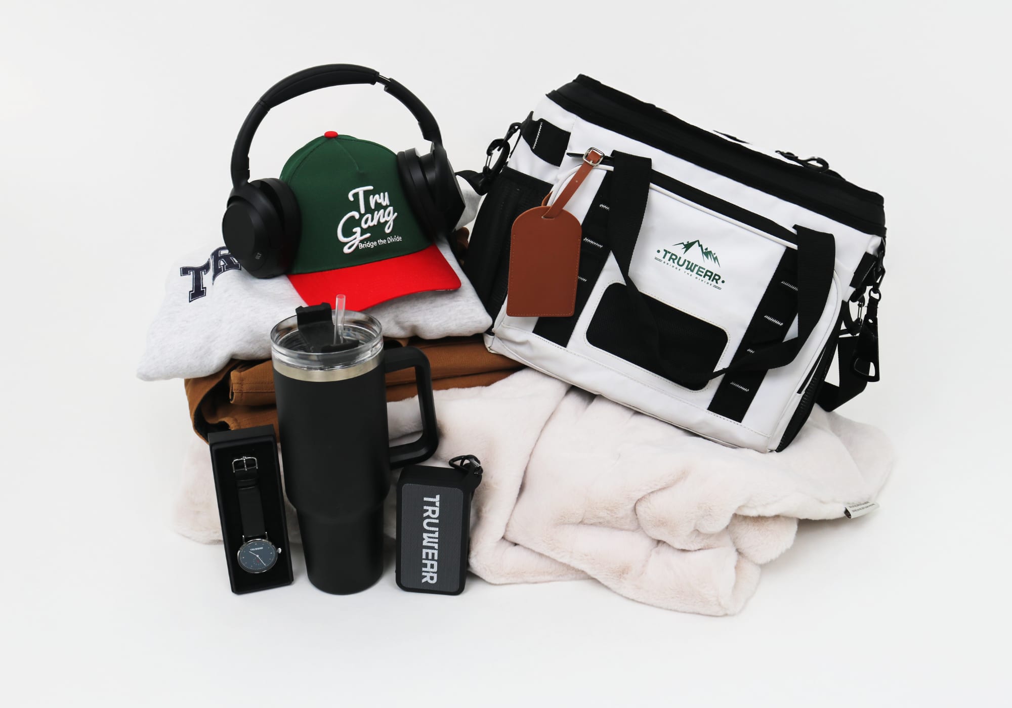 How Should Companies Plan Branded Apparel for Summer Conference Season?